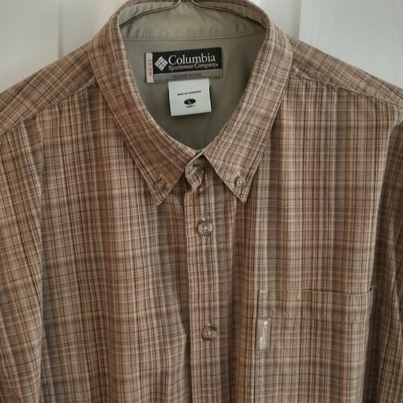 Columbia Long Sleeve Button Down Men's Shirt, Size Large, Brown/Tan - Picture 2 of 6
